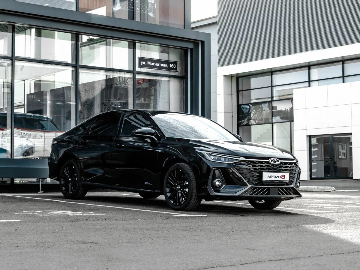 Chery Arrizo 8