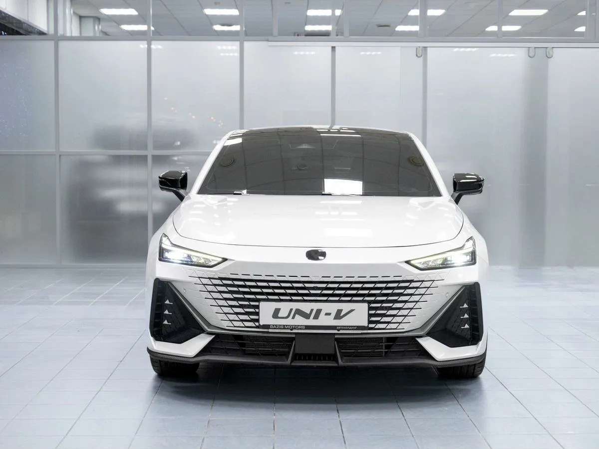 Changan UNI-V I