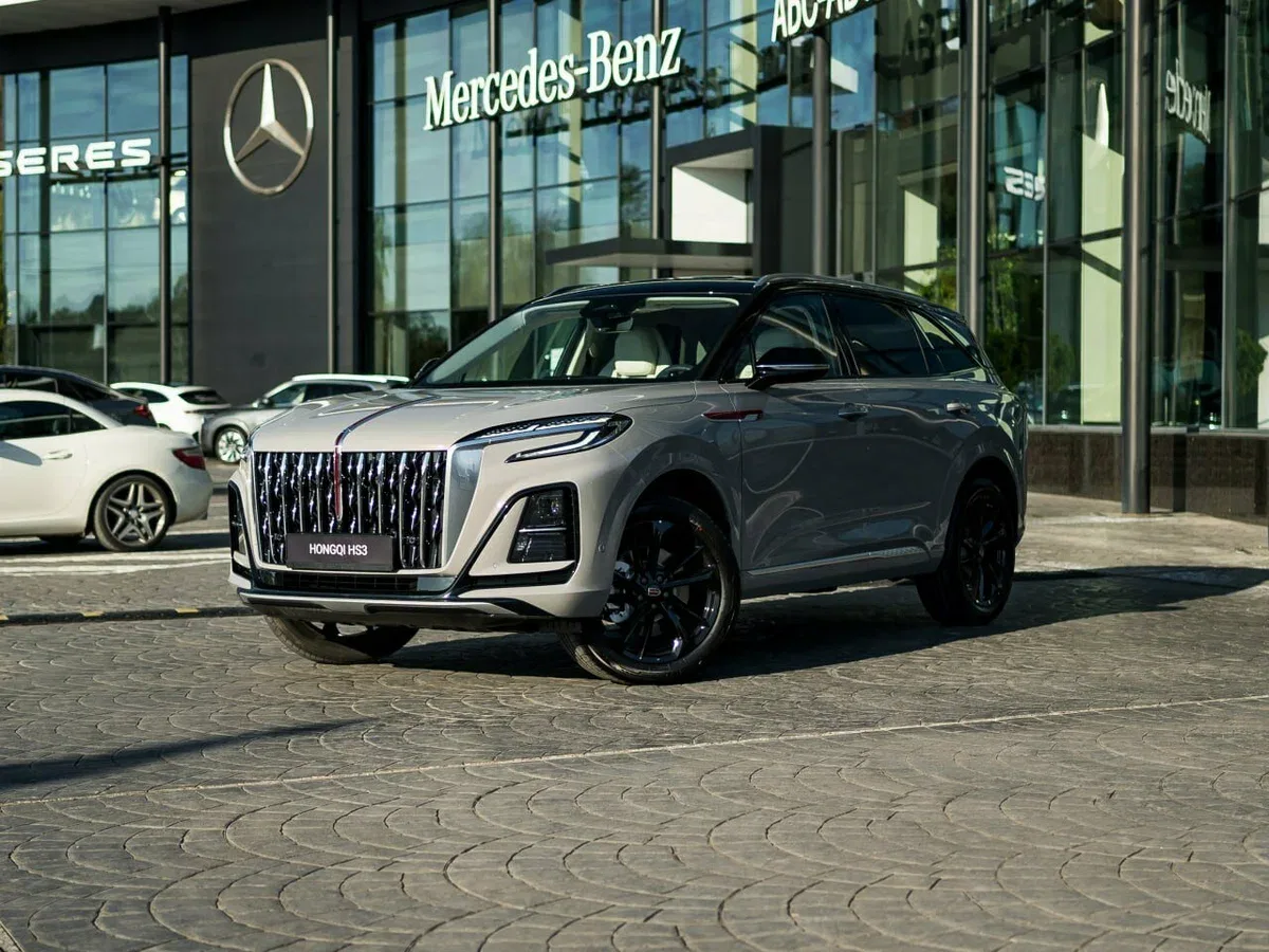 Hongqi HS3