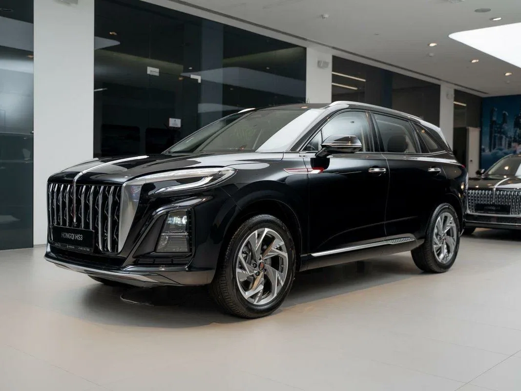 Hongqi HS3