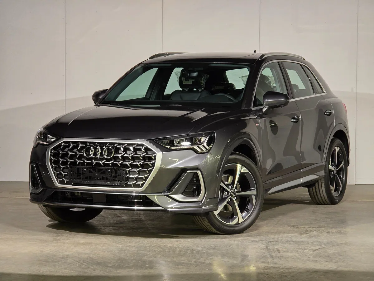 Audi Q3 II (F3)