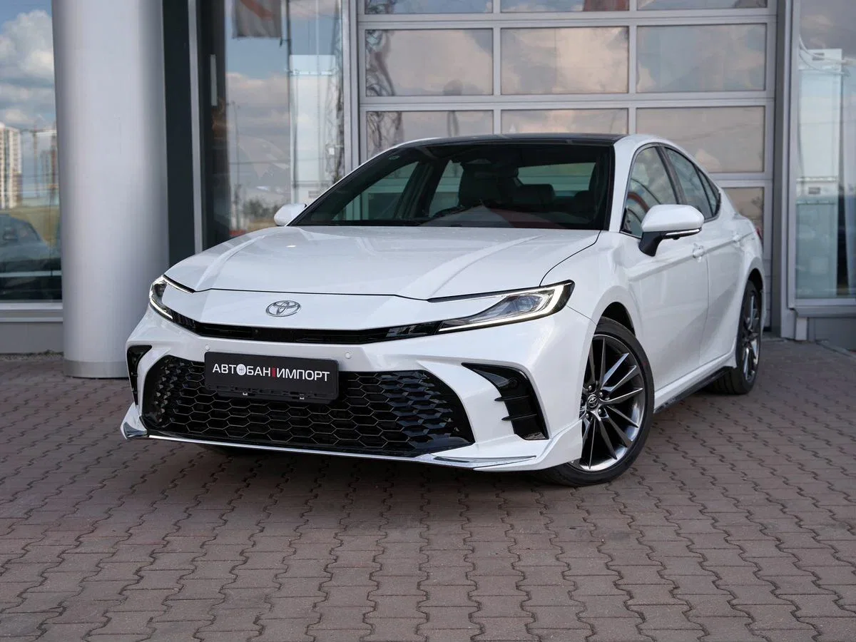 Toyota Camry IX (XV80) China Market
