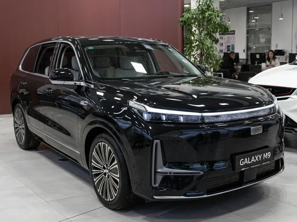 Geely Galaxy M9