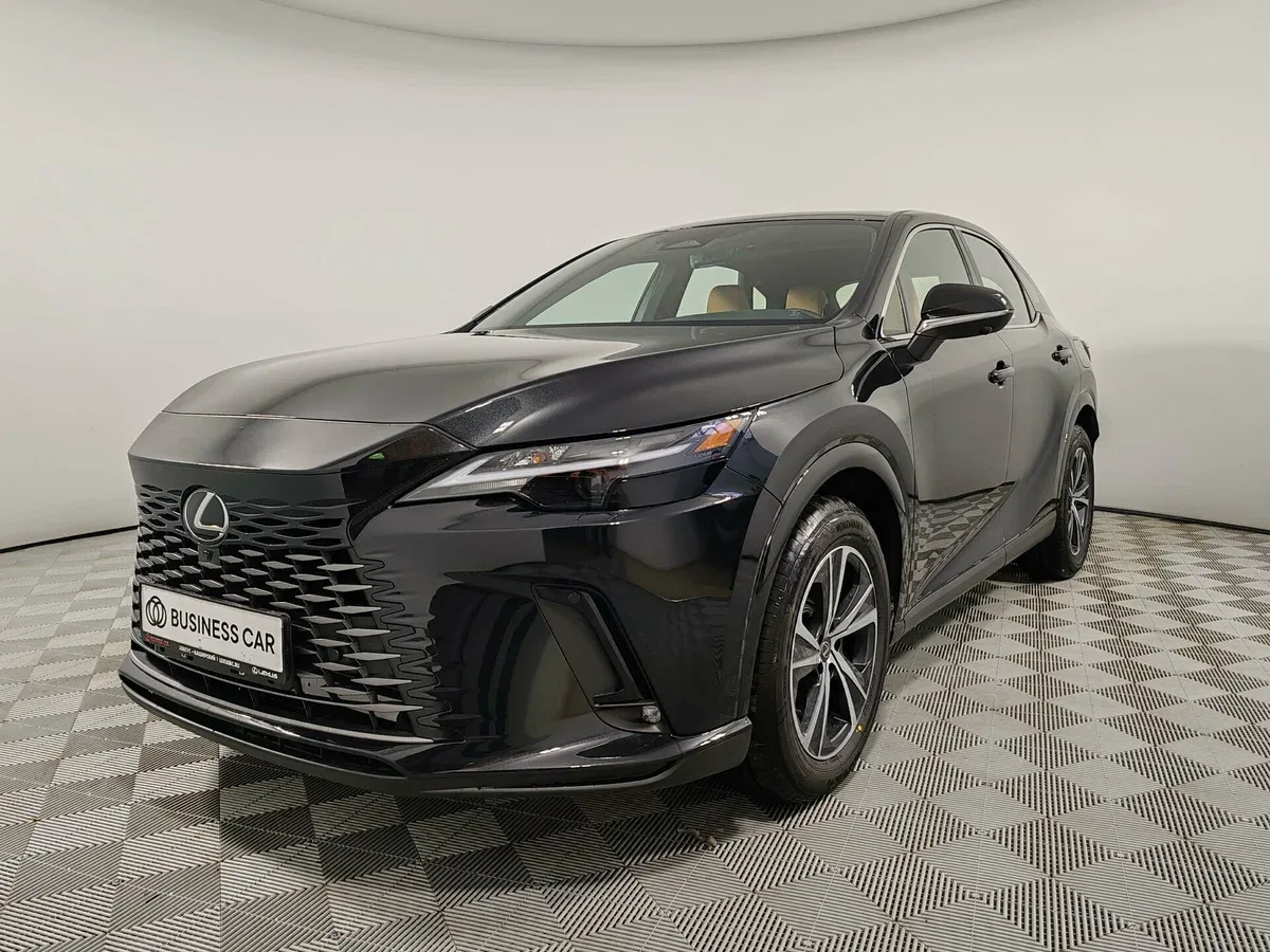 Lexus RX V