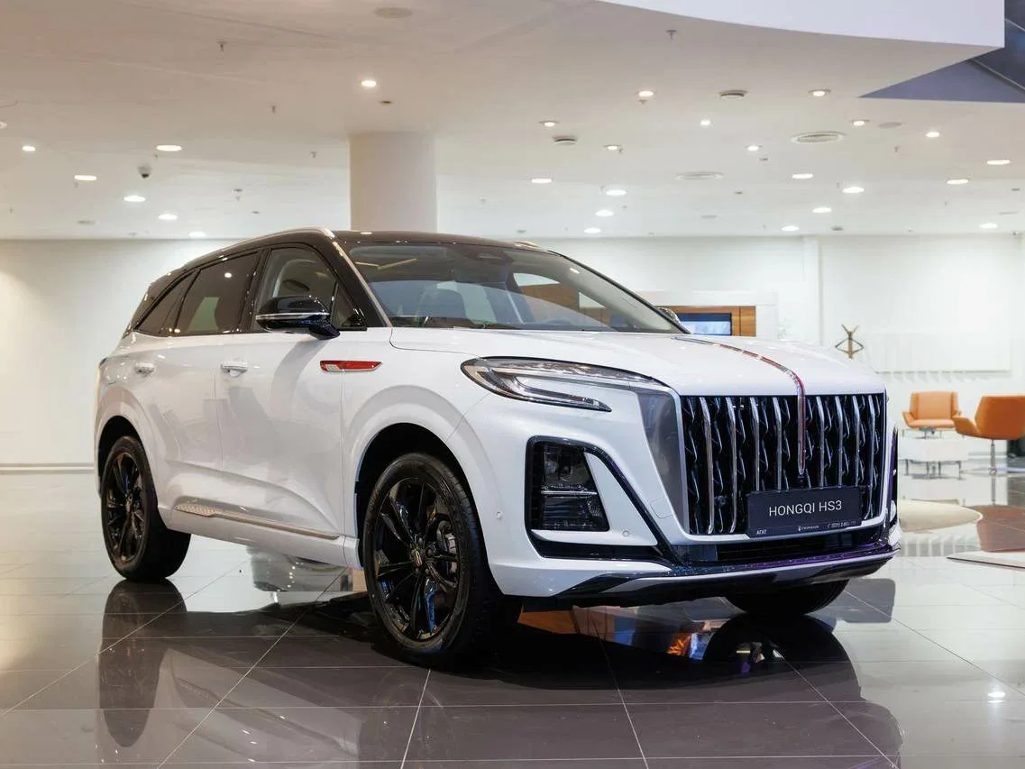 Hongqi HS3
