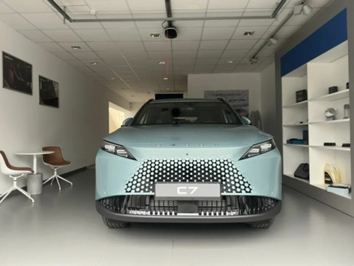 Omoda C7