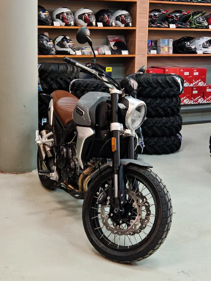 Kove 500F Scrambler