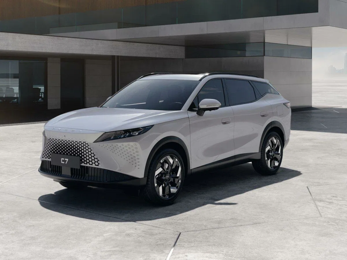Omoda C7