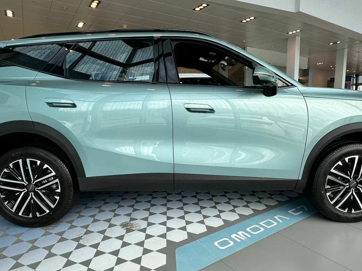 Omoda C7