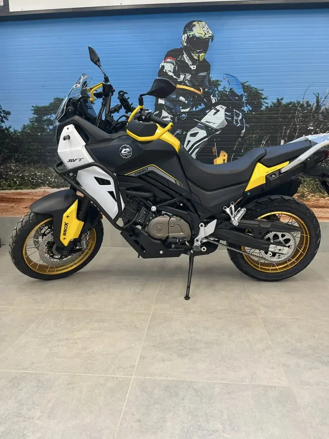 QJMotor SVT 650 X