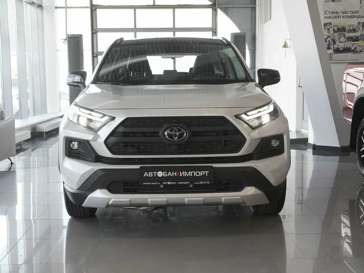 Toyota RAV4 V (XA50)
