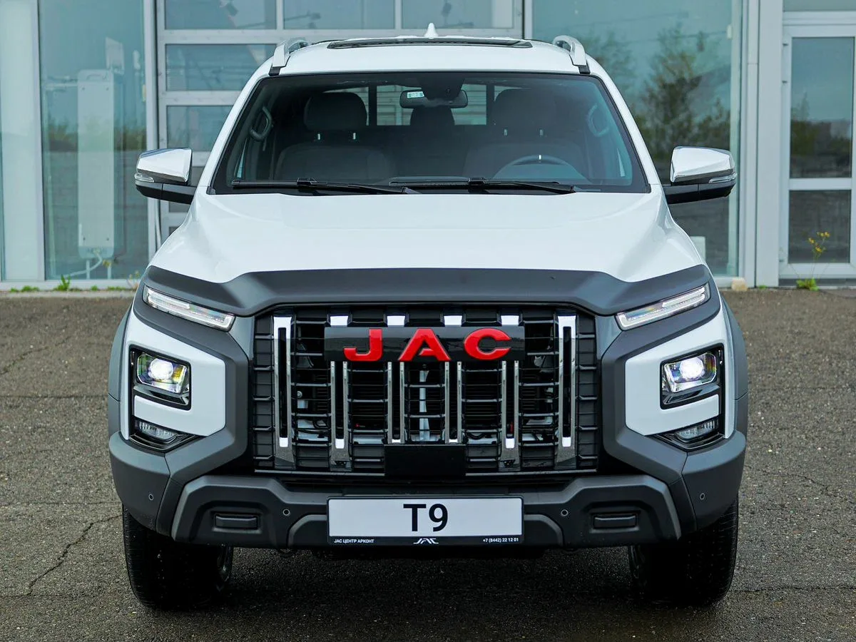 JAC T9