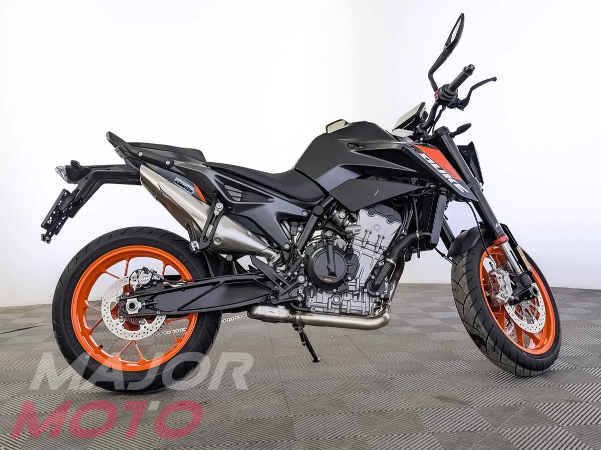 KTM AG 790 Duke
