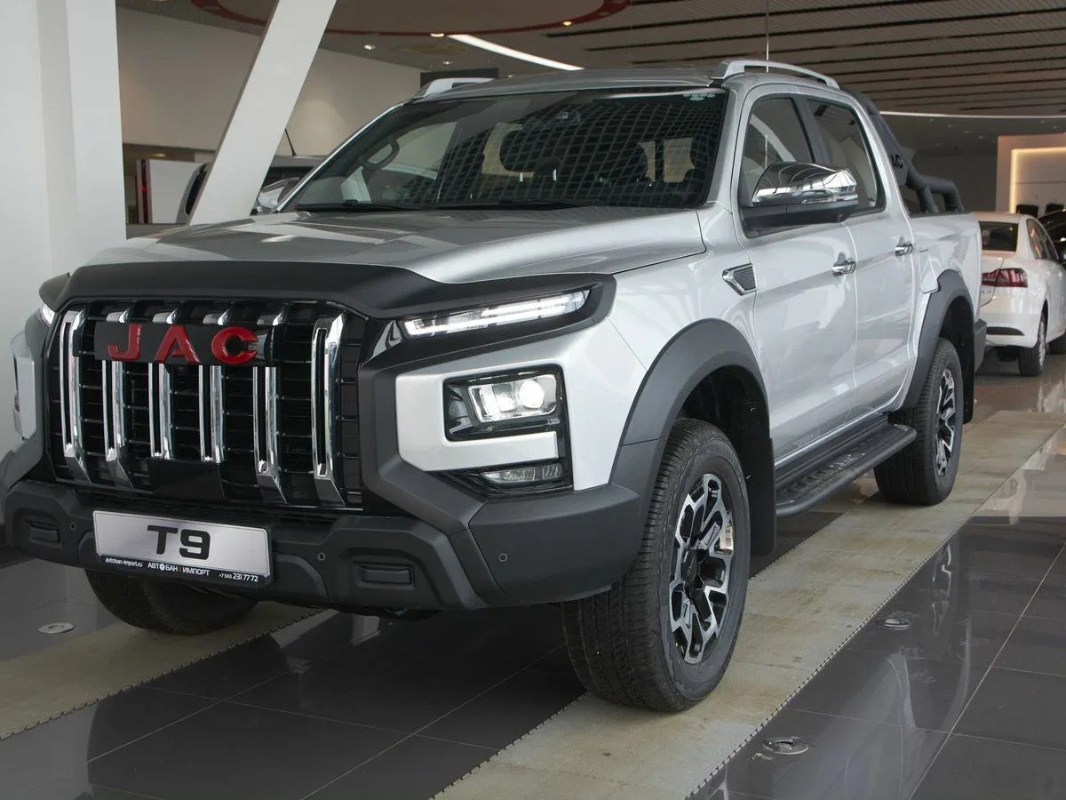 JAC T9