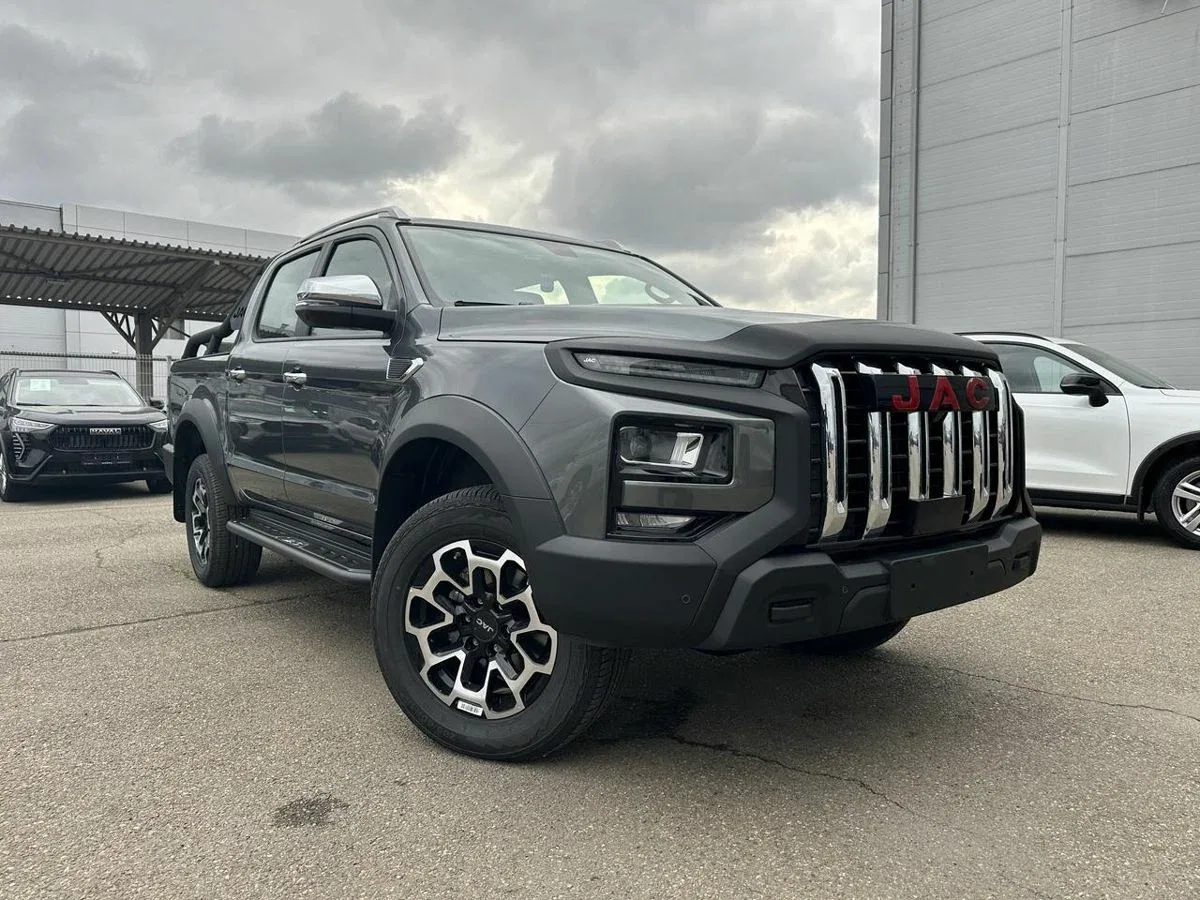 JAC T9