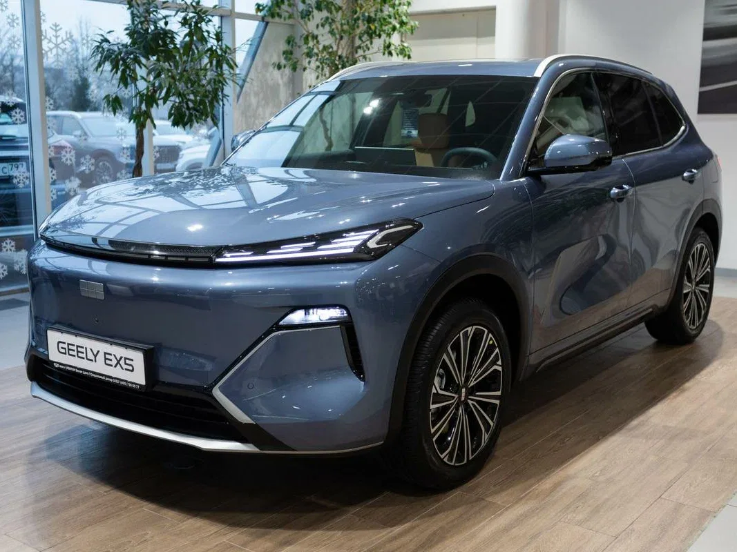Geely EX5