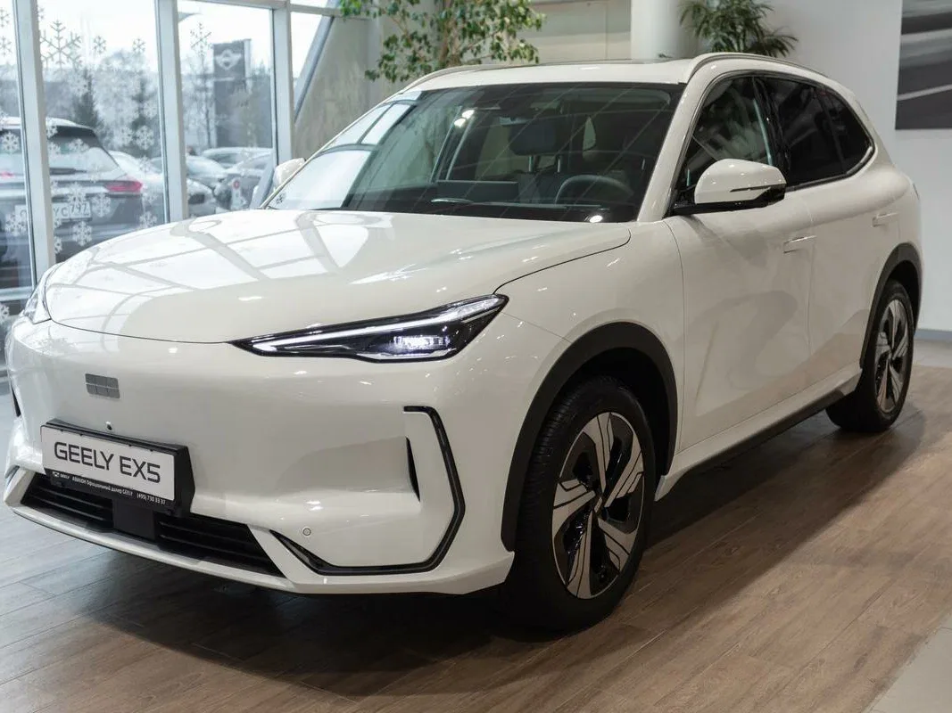 Geely EX5