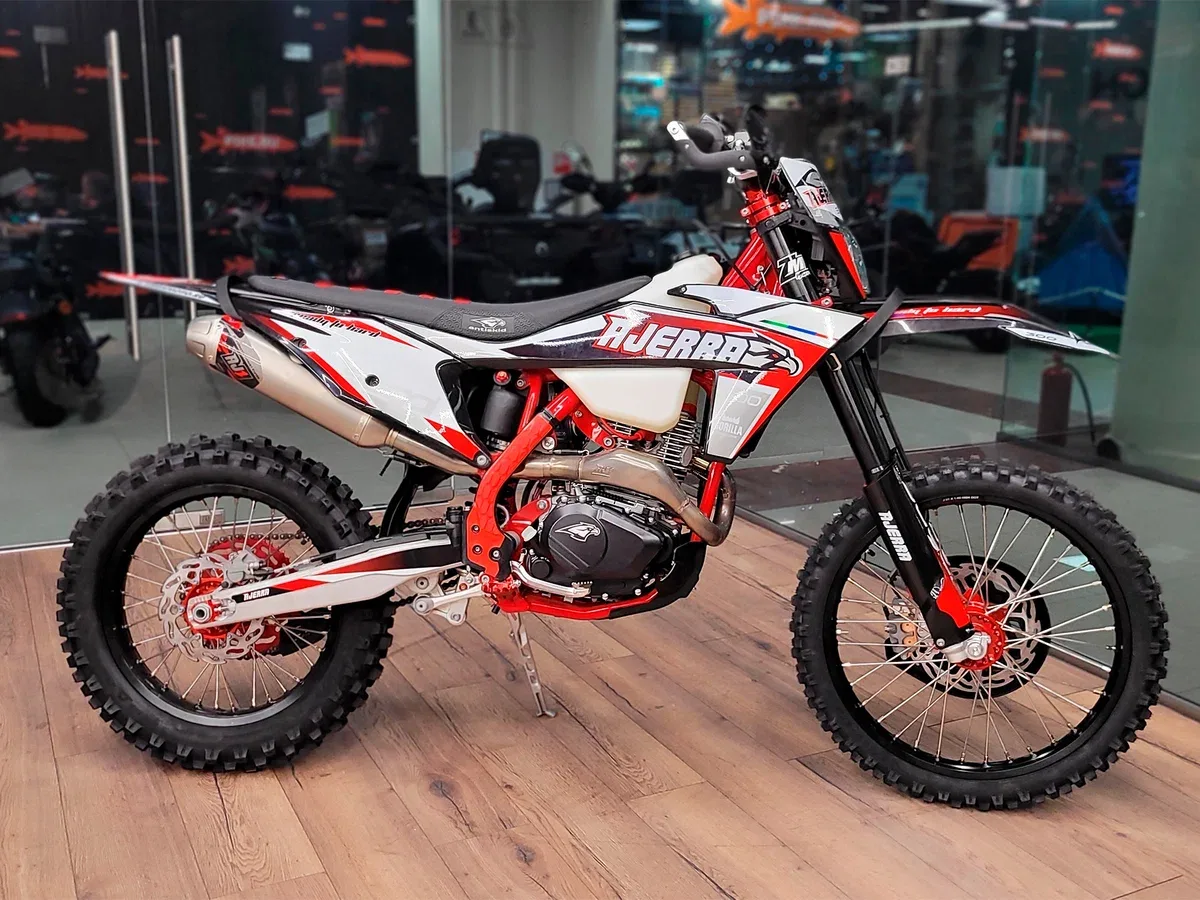 Ajerra Sagai SB300