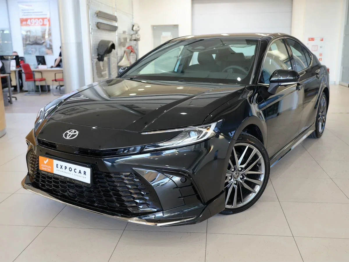 Toyota Camry IX (XV80) China Market