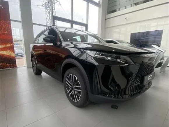 Omoda C7