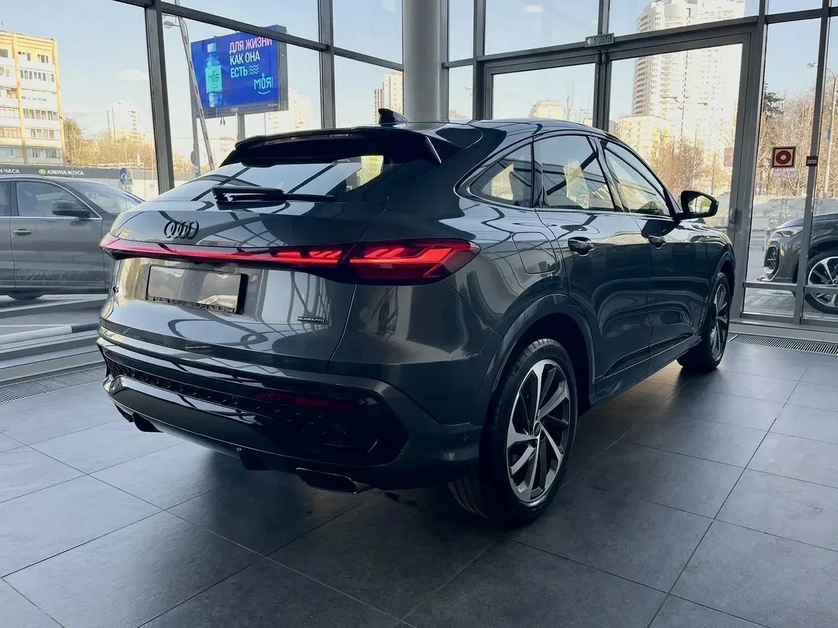 Audi Q5 Sportback II