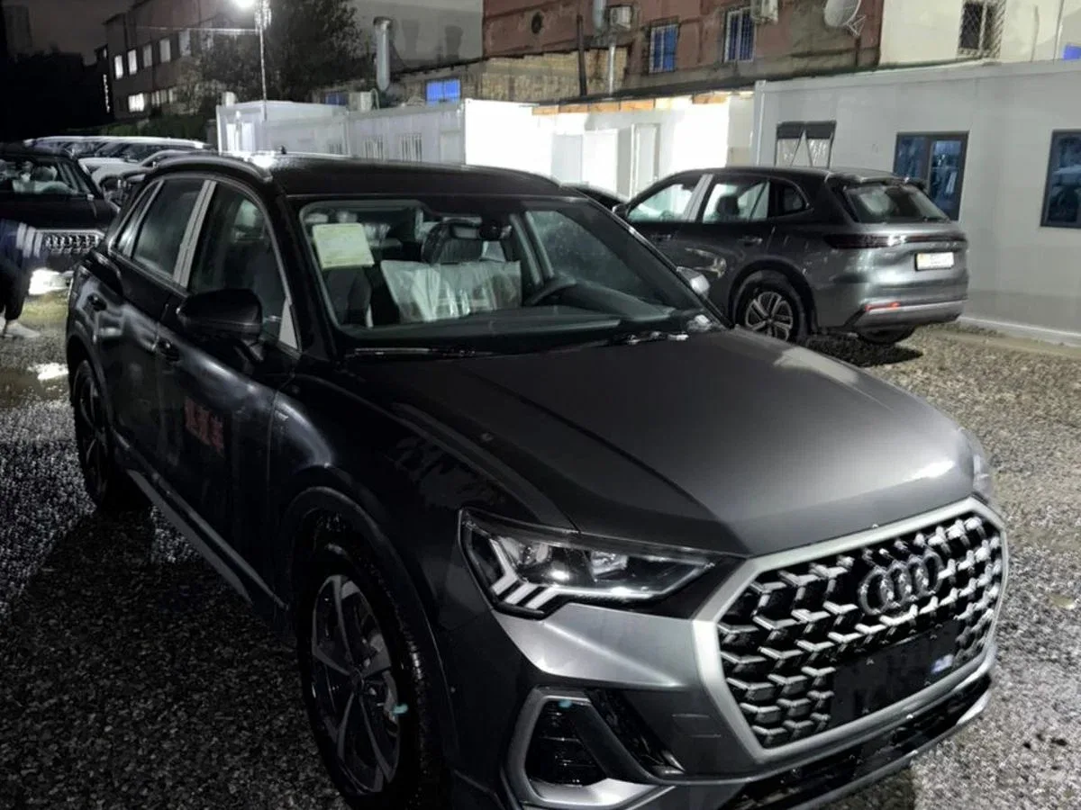 Audi Q3 II (F3)