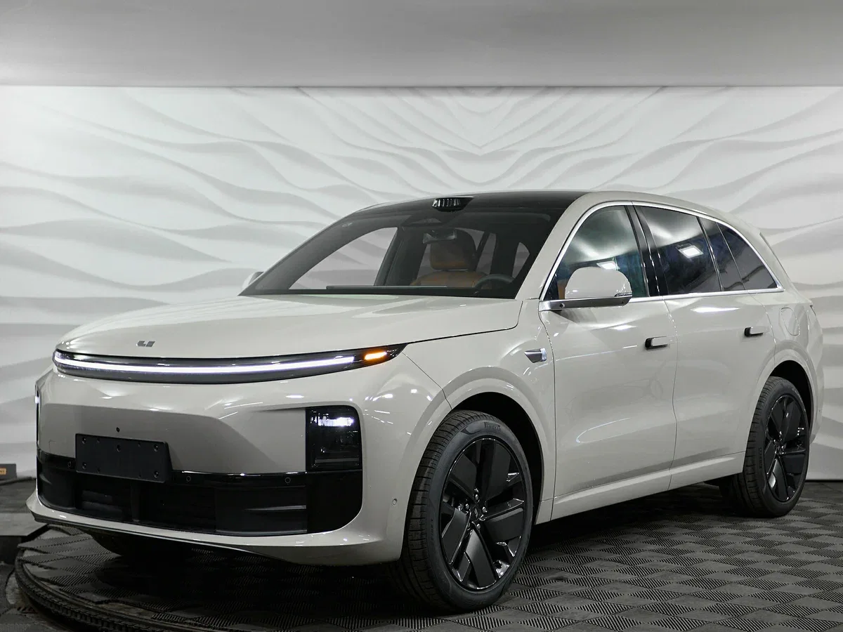 Li Auto (Lixiang) L6