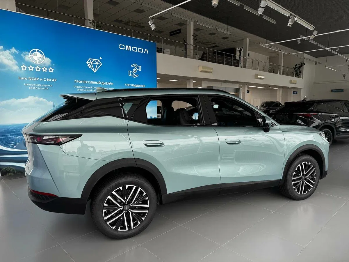 Omoda C7