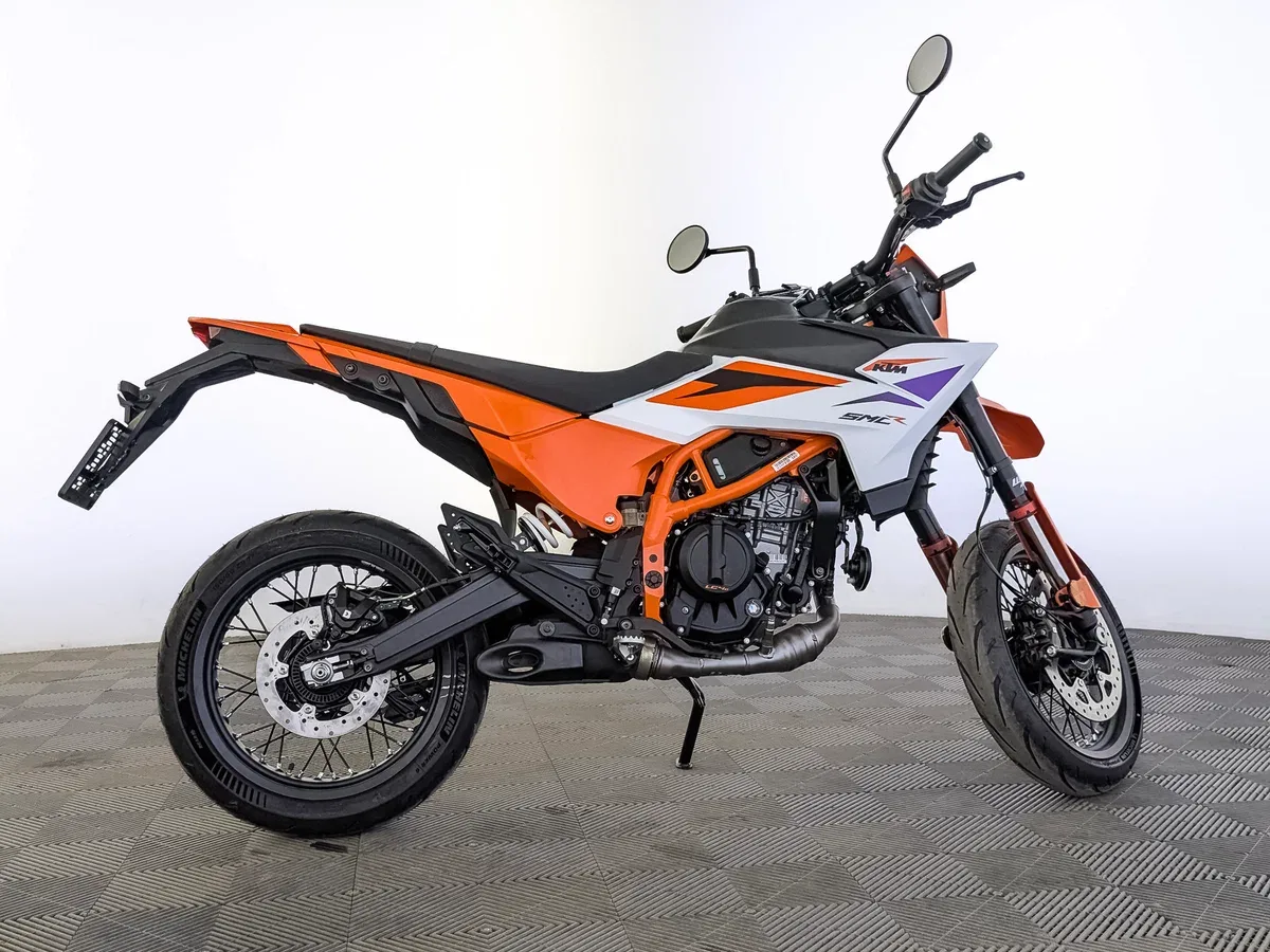 KTM AG 390 SMC R