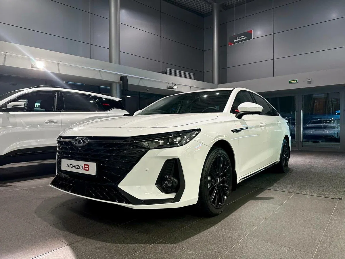 Chery Arrizo 8