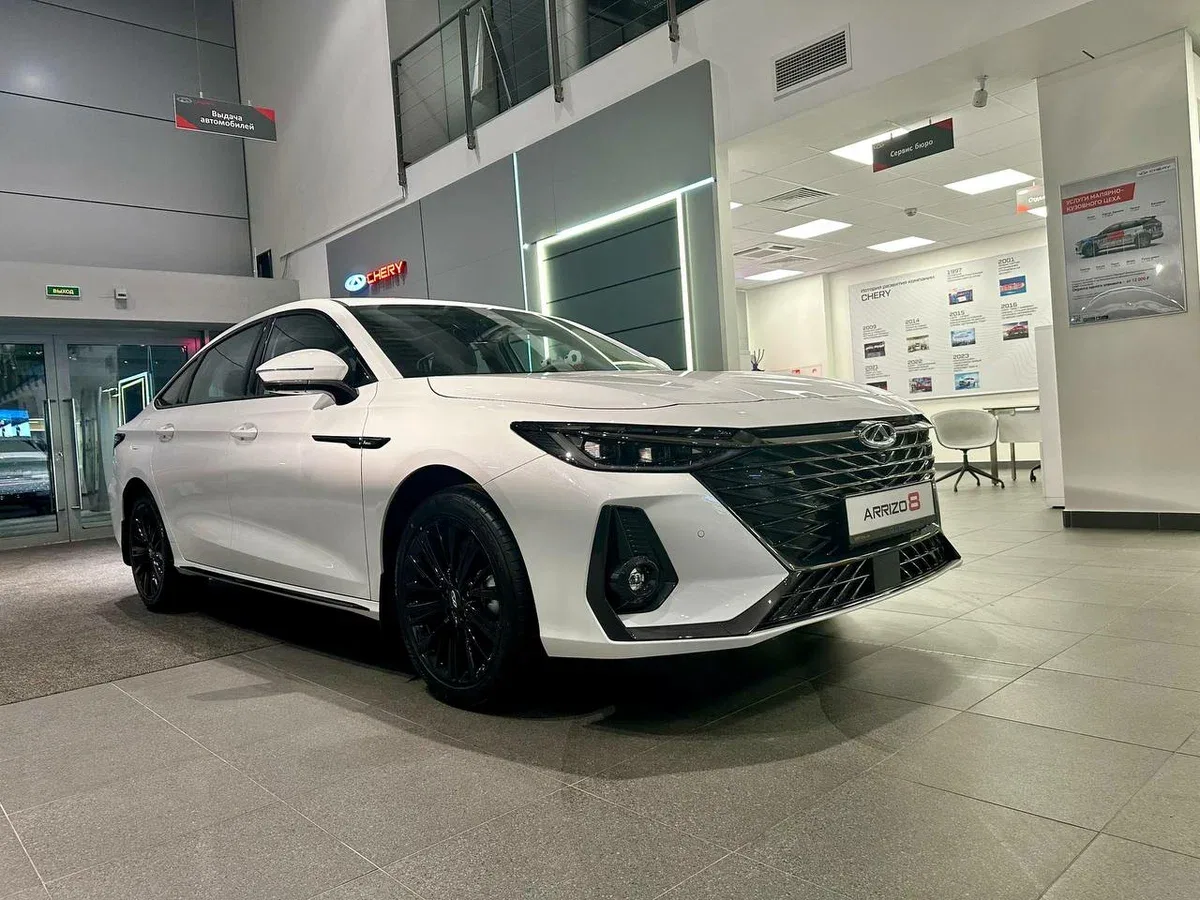 Chery Arrizo 8