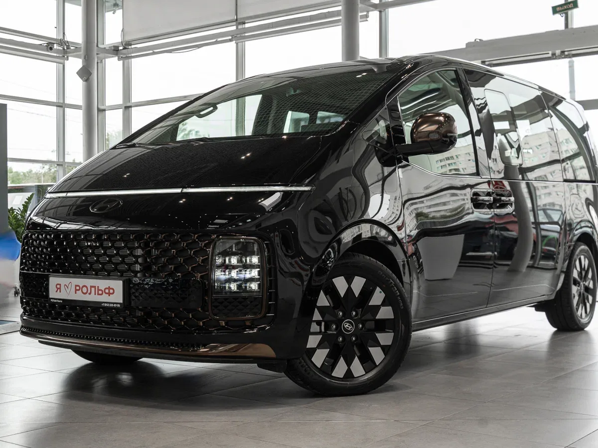Hyundai Staria