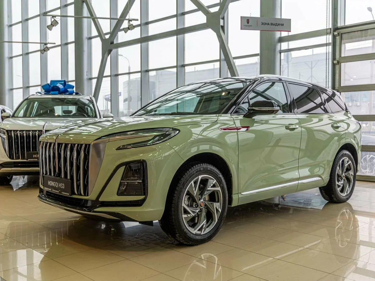 Hongqi HS3
