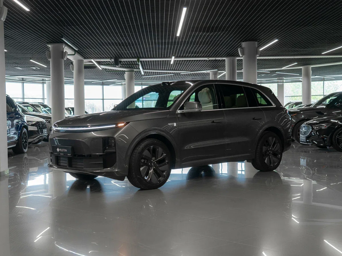 Li Auto (Lixiang) L6
