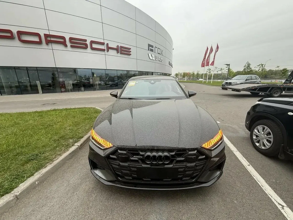 Audi A7 II (4K)