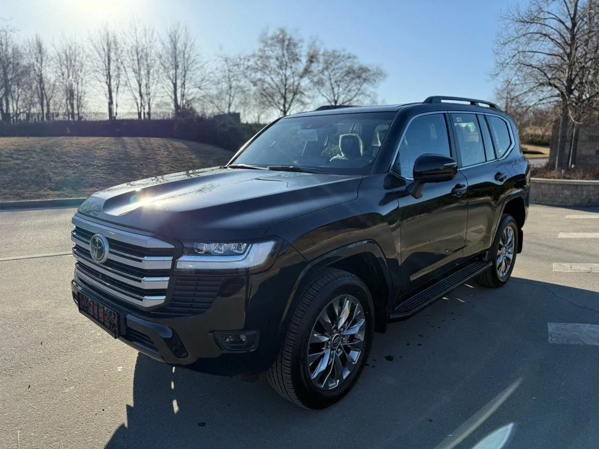 Toyota Land Cruiser 300 Series