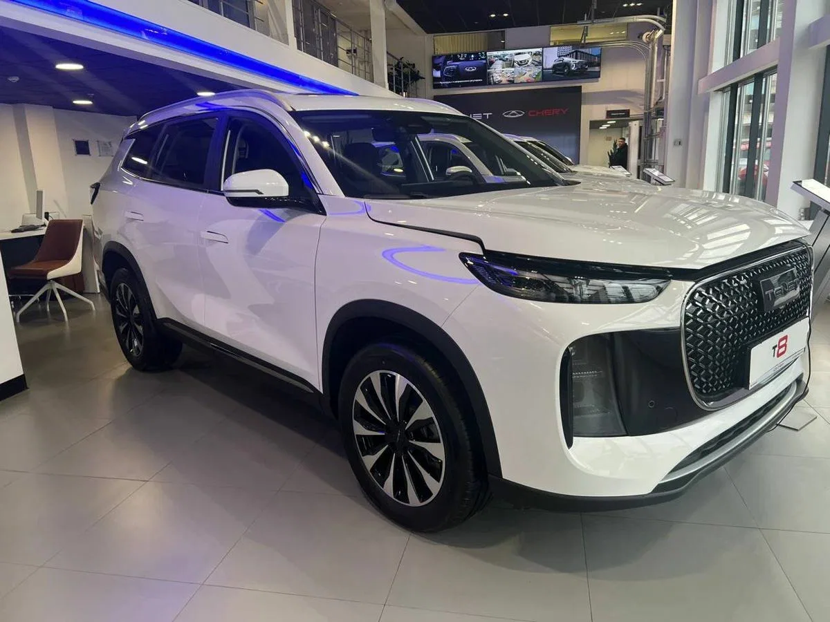 Tenet T8