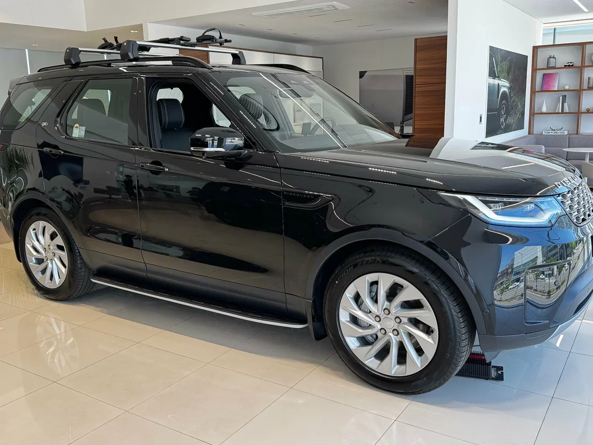 Land Rover Discovery V Рестайлинг