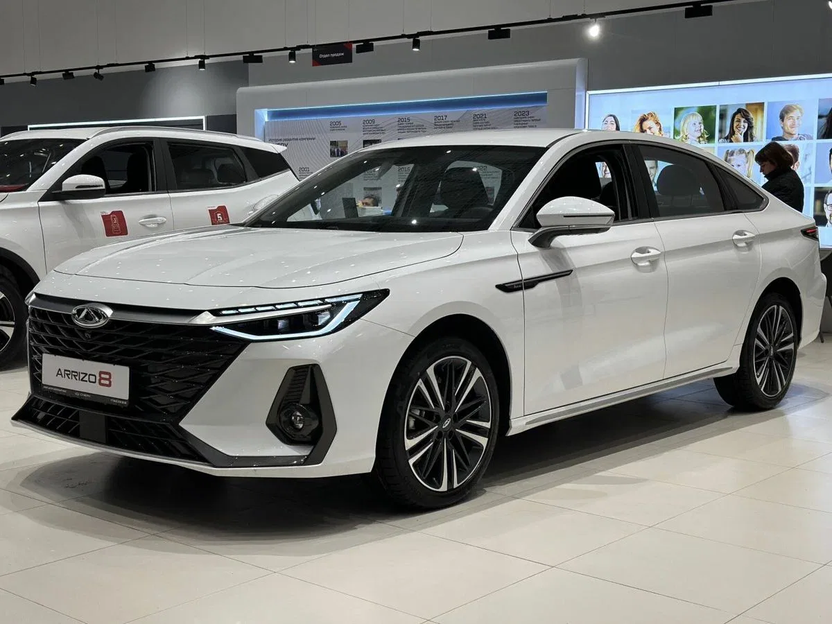 Chery Arrizo 8