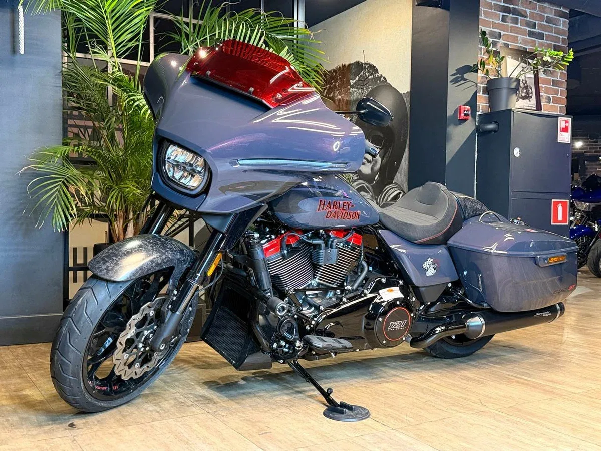 Harley-Davidson CVO Street Glide ST