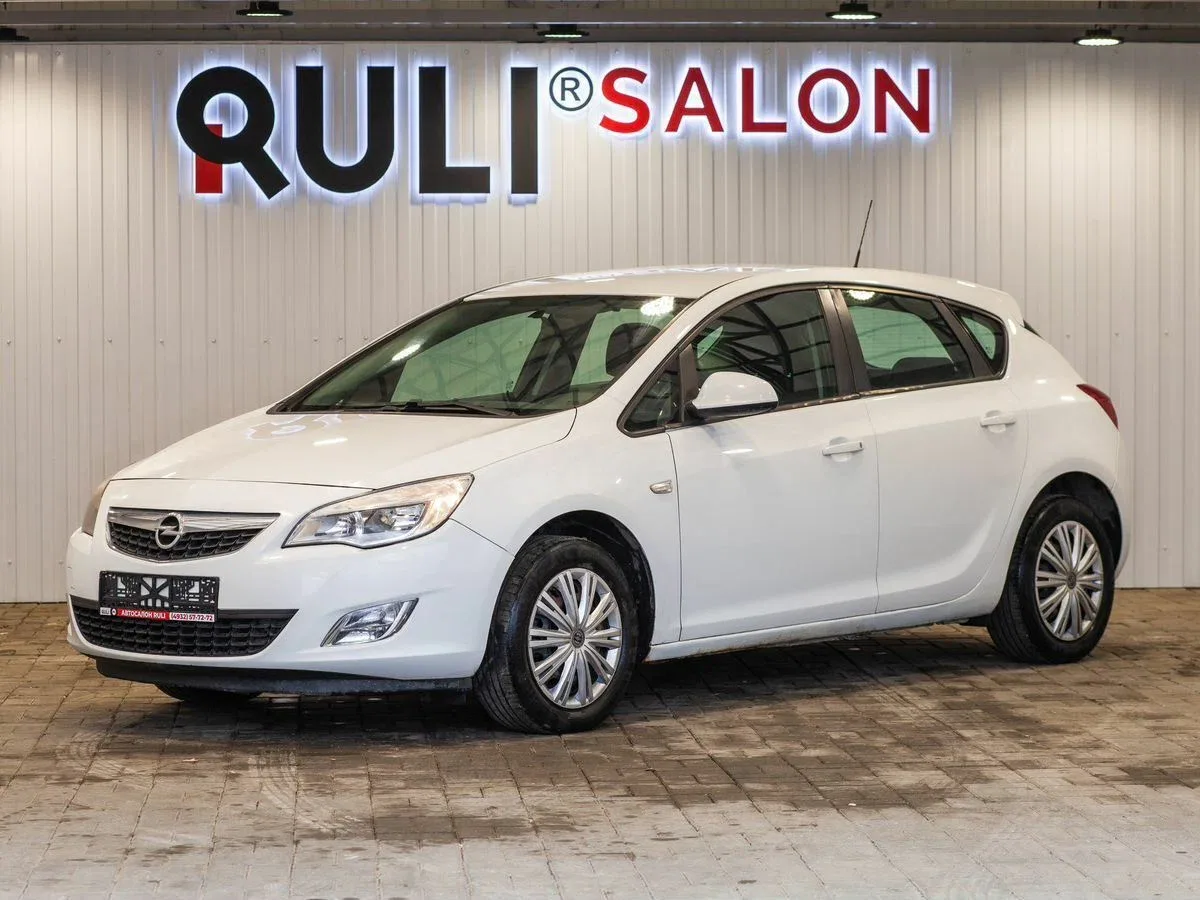 Opel Astra J Рестайлинг
