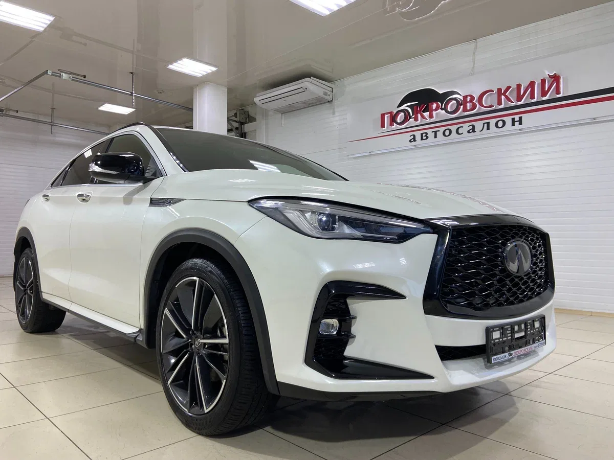Infiniti QX55
