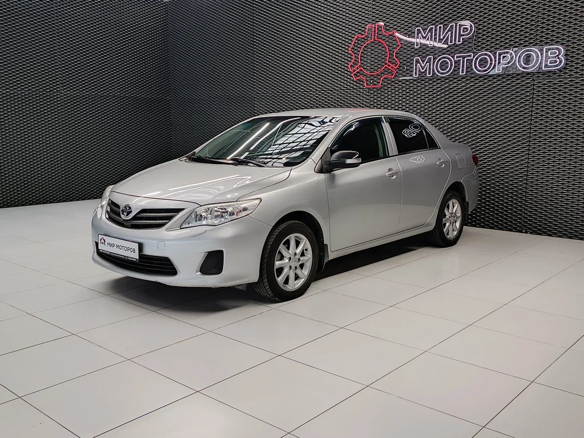 Toyota Corolla X (E140, E150) Рестайлинг