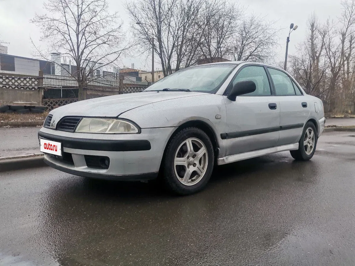 Mitsubishi Carisma I Рестайлинг