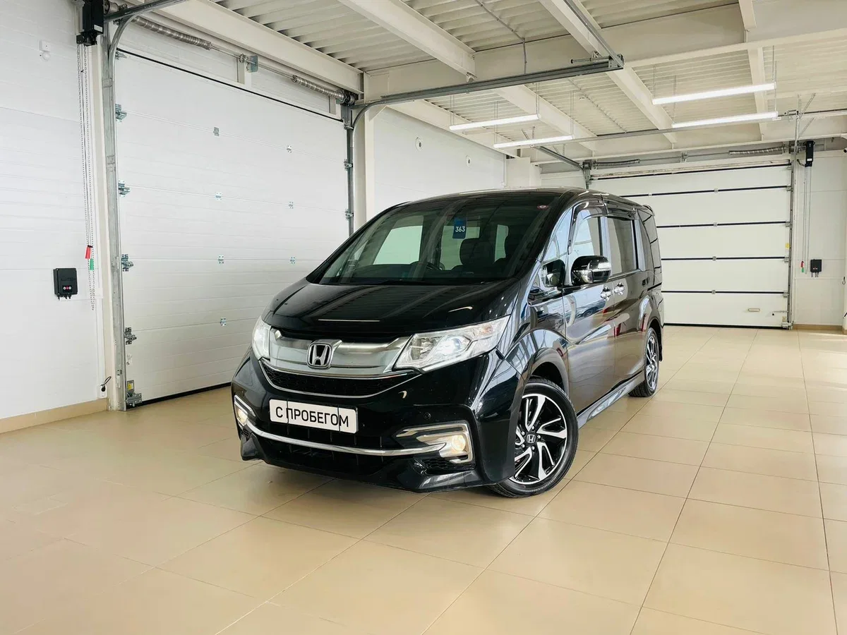 Honda Stepwgn V