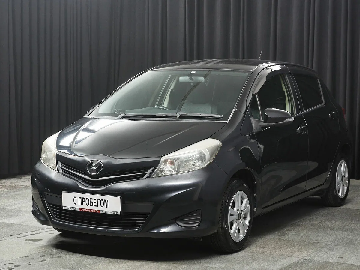 Toyota Vitz III (XP130)