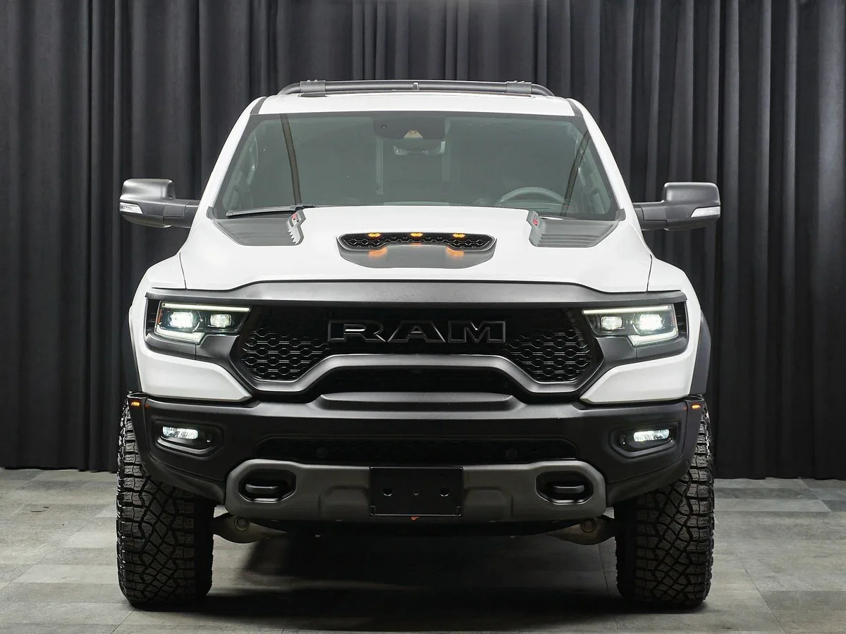 Ram 1500 V