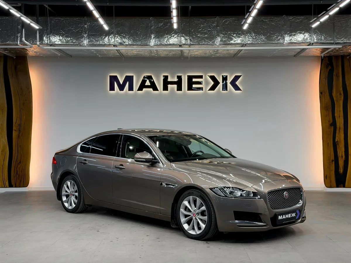 Jaguar XF II