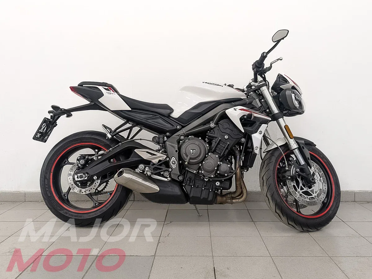 Triumph Street Triple