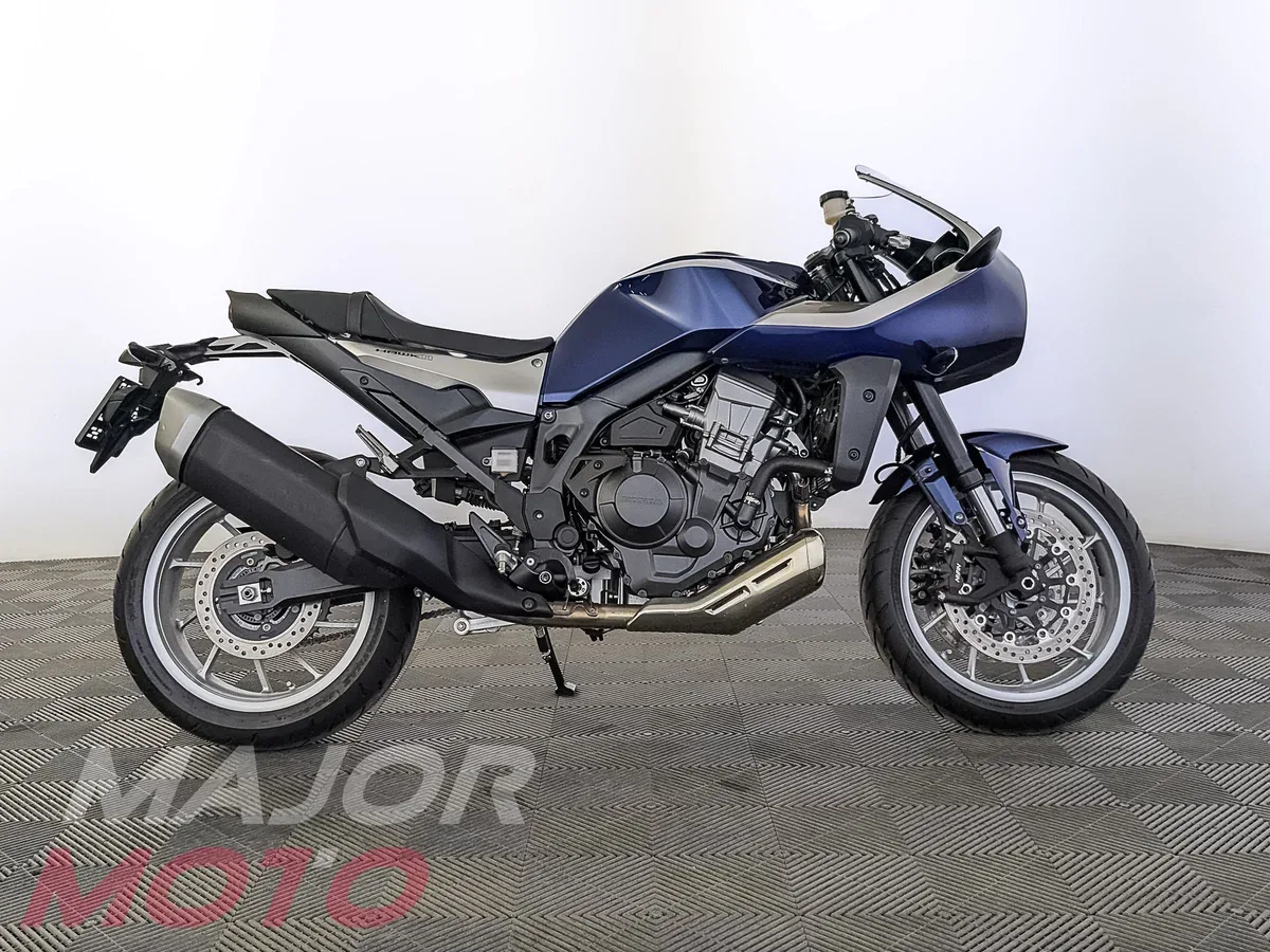 Honda Hawk 11